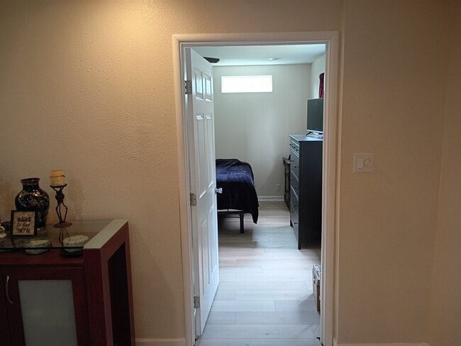 Photo - 10512 Glenview Way