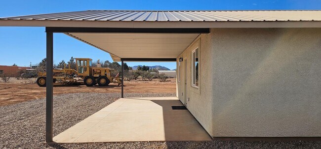 Photo - 537 E Ash St