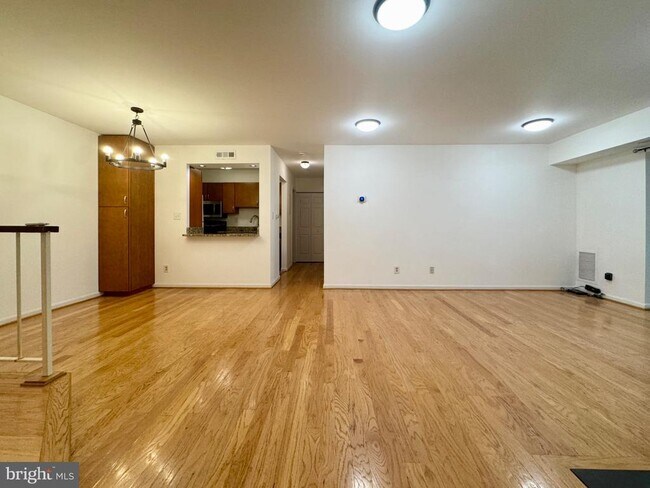 Photo - 5932 Cove Landing Rd Unit 302D