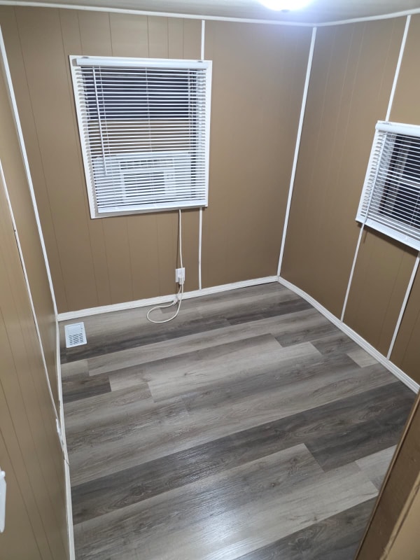 Photo - 905 W 37th Ave