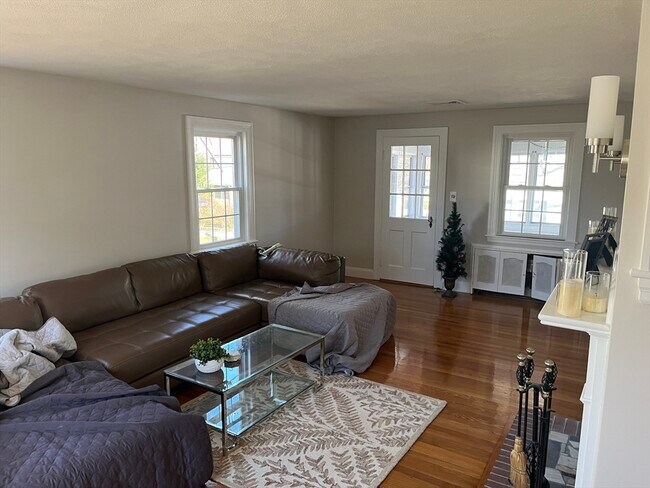 Photo - 101 Richmond Rd