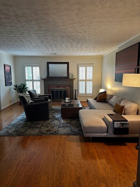 Photo - 605 Dunwoody Chace