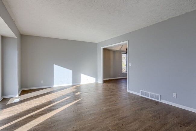 Photo - Spacious 5 Bed Fountain Hills Gem!!