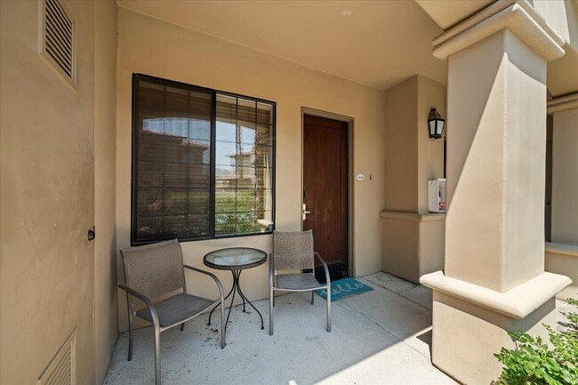 Photo - 50610 Santa Rosa Plz Unit 1