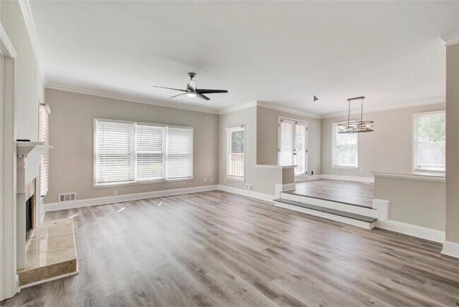 Photo - 3 S Riversong Ln