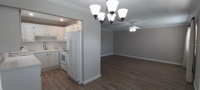 Photo - 1811 Bedford Ln Unidad 157