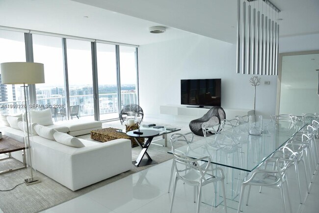 Photo - 17475 Collins Ave Unit 2802