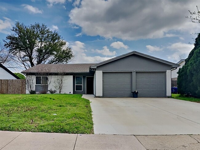 Building Photo - 3 BR/2BA | Renovated Single Family Home | 2-car garage | Fenced backyard