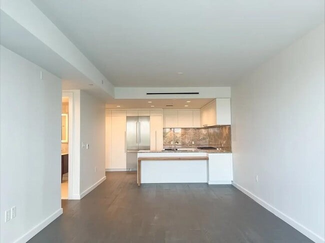 Photo - 320 Adolphus Ave Unit 706