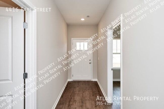 Photo - 4416 Tari St