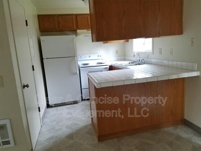 Photo - 25182 E Broadway Ave
