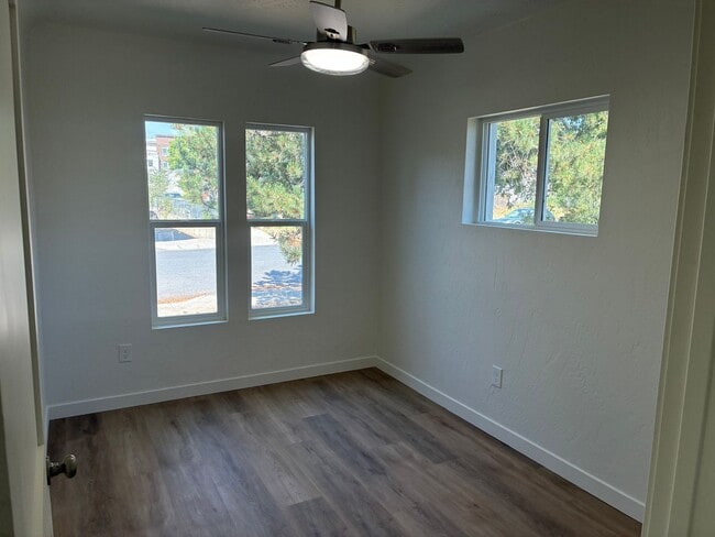 Photo - Garland Triplex Unidad 1