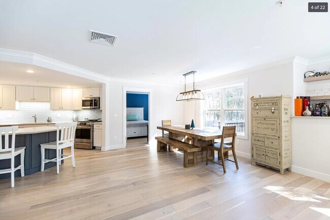 Photo - 2075 Lafayette Rd Unit B16