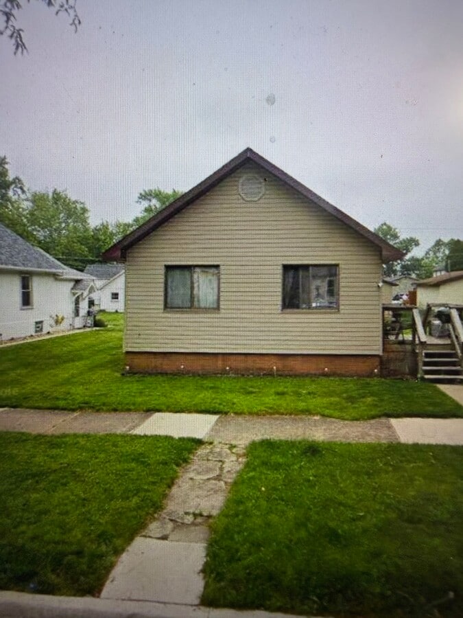 Photo - 372 N Wabash Ave