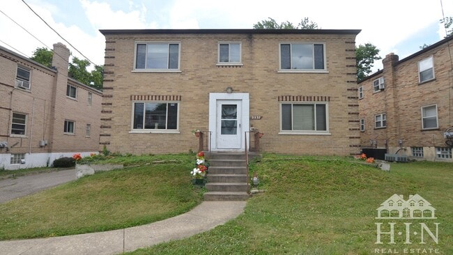 Building Photo - 2537 Williams Ave Unit 4 Rental