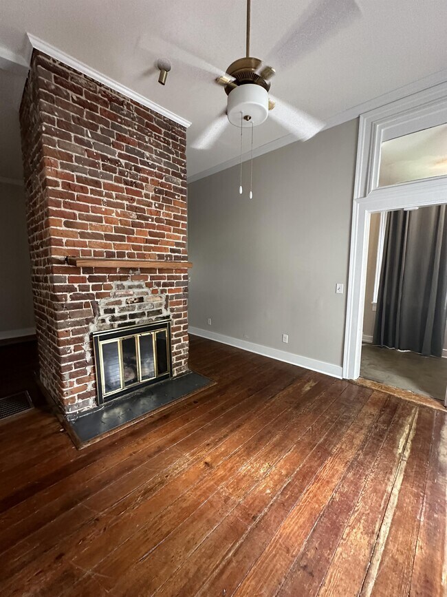 Photo - 414 Price St