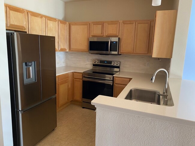 Photo - 4110 S Lake Dr Unidad 341B