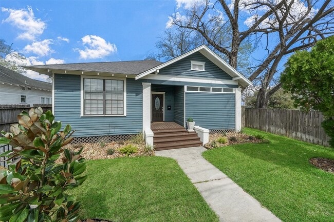 Photo - 309 Pecore St