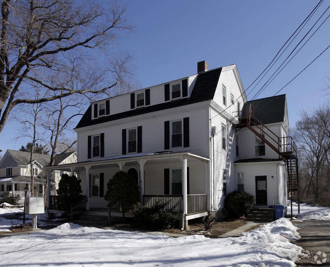 Photo - 1749 South Rd Apartments