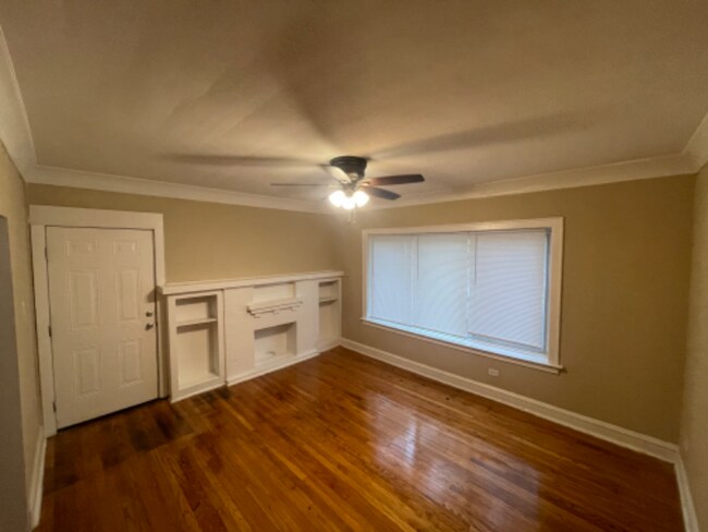 Photo - 6000 S Rockwell St Unit 1