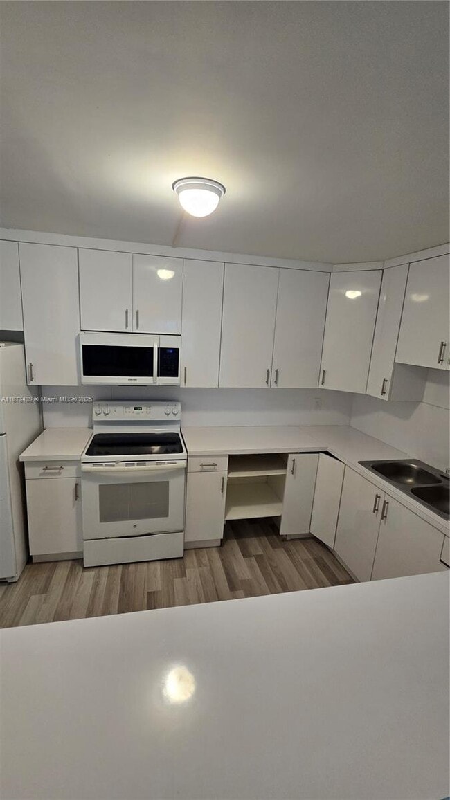 Building Photo - 14820 Naranja Lakes Blvd Unit D3M Rental