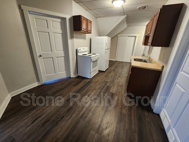 Photo - 610 S 5th St Unit Apt D