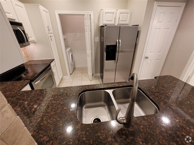 Building Photo - 1919 Post Oak Park Dr Unit 2307 Rental