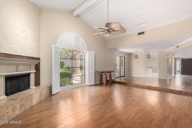 Photo - 8513 N 84th St