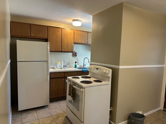 Photo - 8 Lamar Ave Unit 2