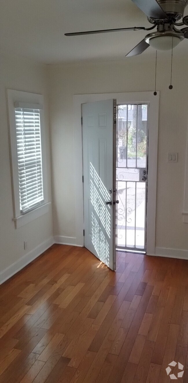 Building Photo - 1746 Leighton Ave Unit 1746 Leighton Ave Rental