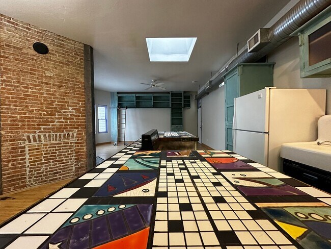 Photo - 123-125 N Broadway (mixed-use) Unit 123 N Broadway Apt. 2