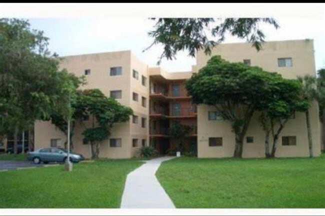 8500 SW 133rd Avenue Rd Unit 309