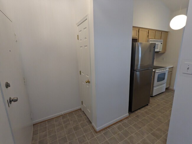 Photo - 13101 Briarcliff Ter Unit #9-911