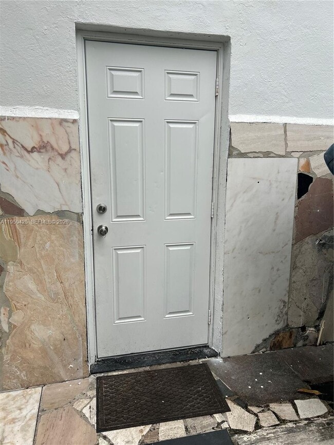 Building Photo - 2300 NW 94th St Unit 0