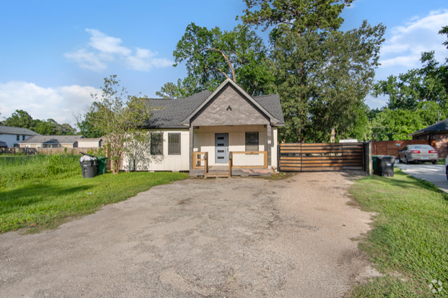 Building Photo - 2611 Druid St Rental