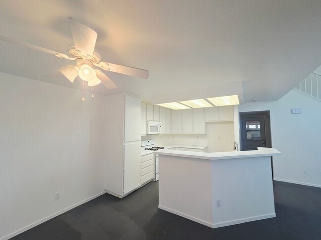 Photo - 33178 Regatta Dr
