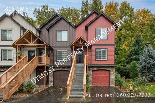 Building Photo - 814 NW 5th Cir