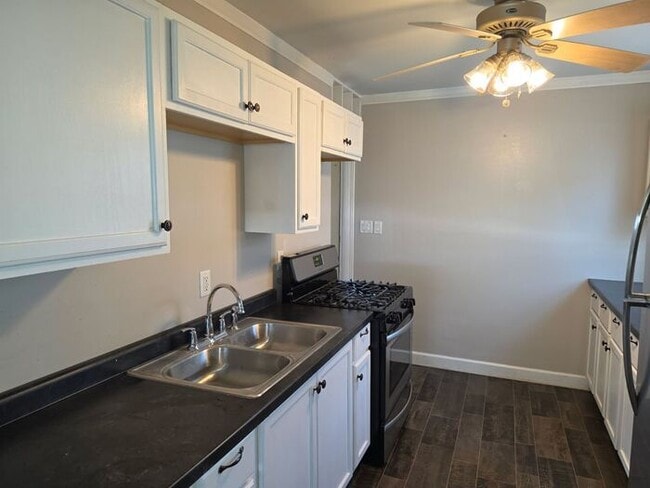 Photo - Mishawaka Southside Single family home with Garage