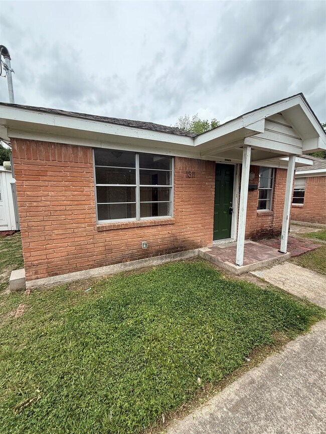 1311 Malvern St