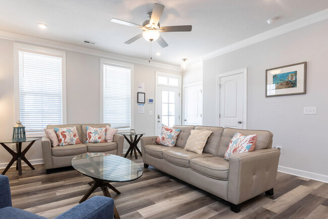Photo - 408 25th St Apartment Unit ID1061277P