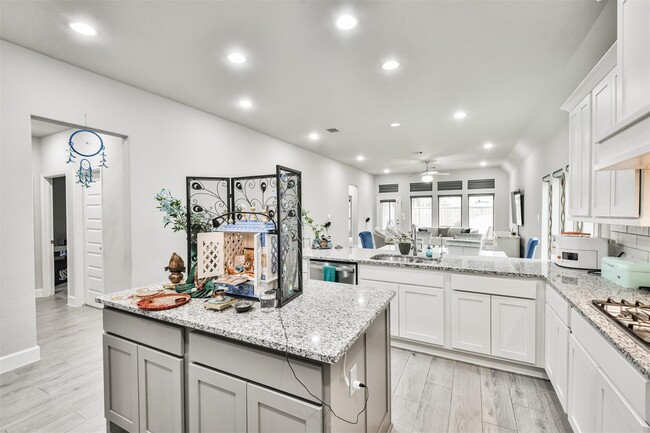 Photo - 15018 Concho River Wy