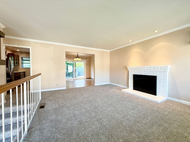 1163 Grand Teton Dr