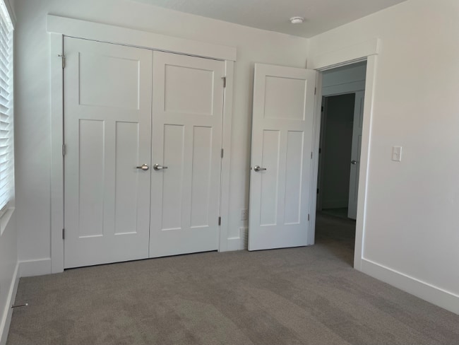 Photo - 3902 Kinglassie Ct