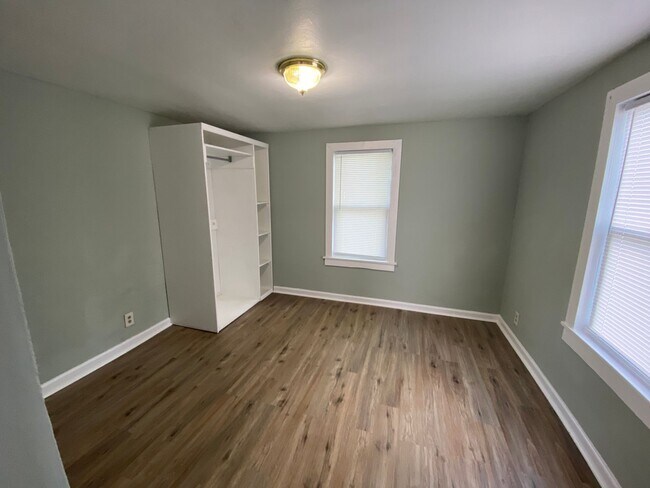 Photo - 3 Bedroom House in Alton