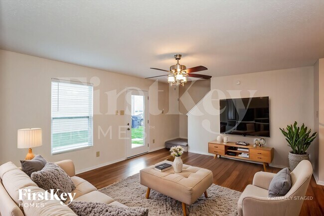 Photo - 15393 Border Dr
