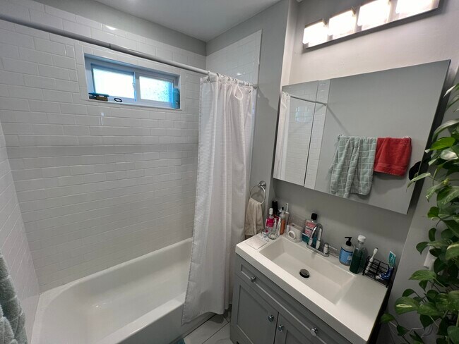 Photo - 305 Highland Ave Unit 1