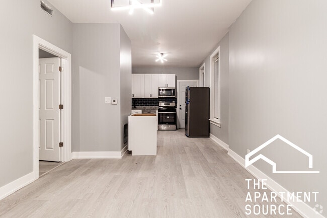 Building Photo - 1333 W Walton St Rental