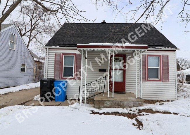 Building Photo - Welcome Home!