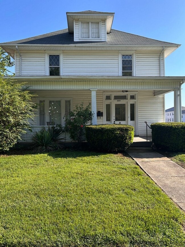 Photo - Westover/2031 Unit A