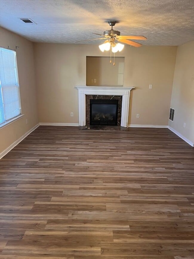 Photo - Home in Locust Grove